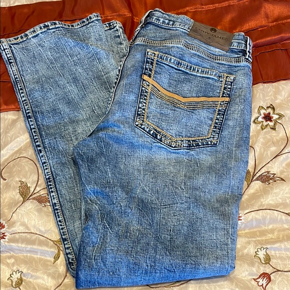 Cody James Relaxed Jeans with Vintage-Inspired Look - Picture 1 of 3